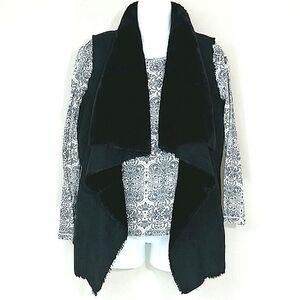 db Black Faux Fur Microsuede Vest S Open Front High Low Hem Cozy Layering